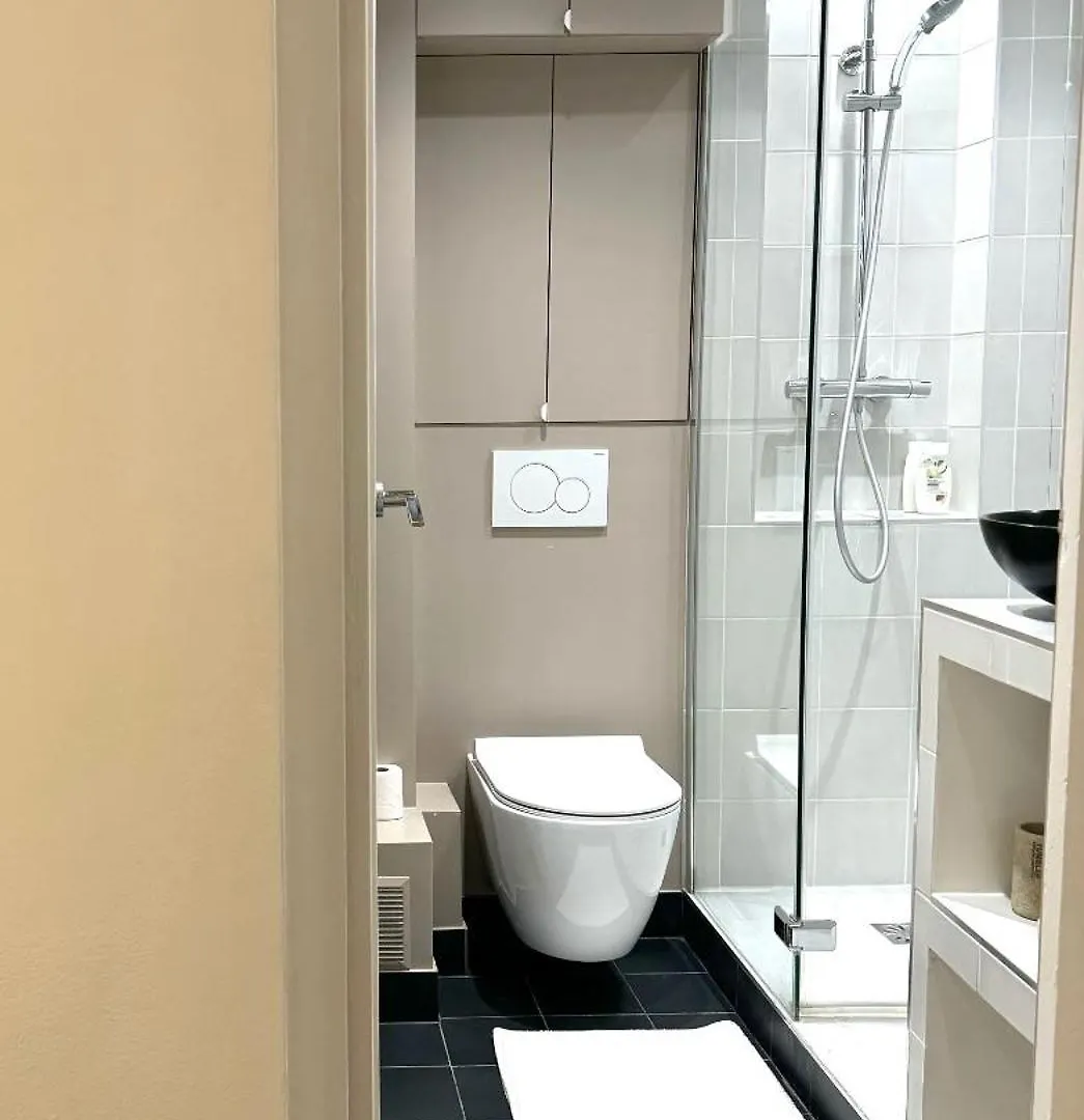 Climatise Pour 1 Ou 2 Personnes Au 109 Avenue Mozart 16 * Paris
