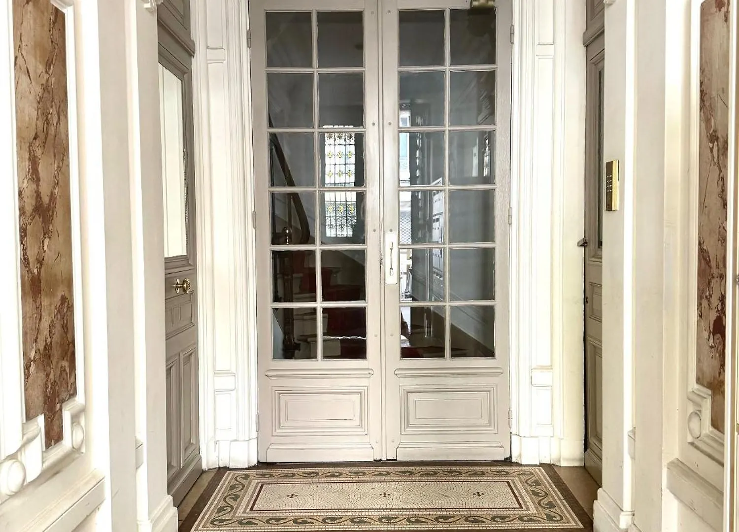 Climatise Pour 1 Ou 2 Personnes Au 109 Avenue Mozart 16